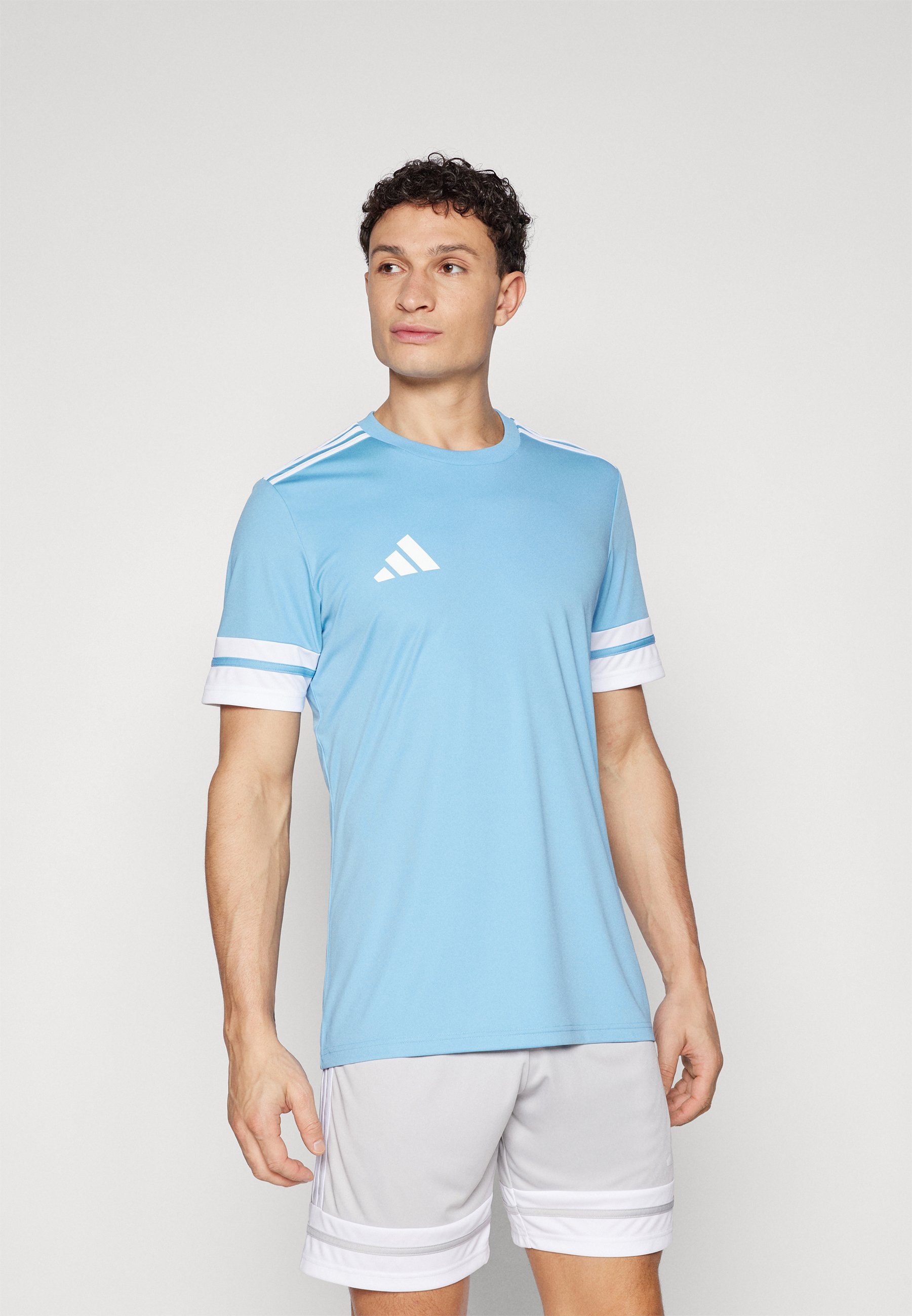 Maglia a maniche corte Adidas Performance SQUADRA25 - T-shirt sportiva - azzurro chiaro/bianco