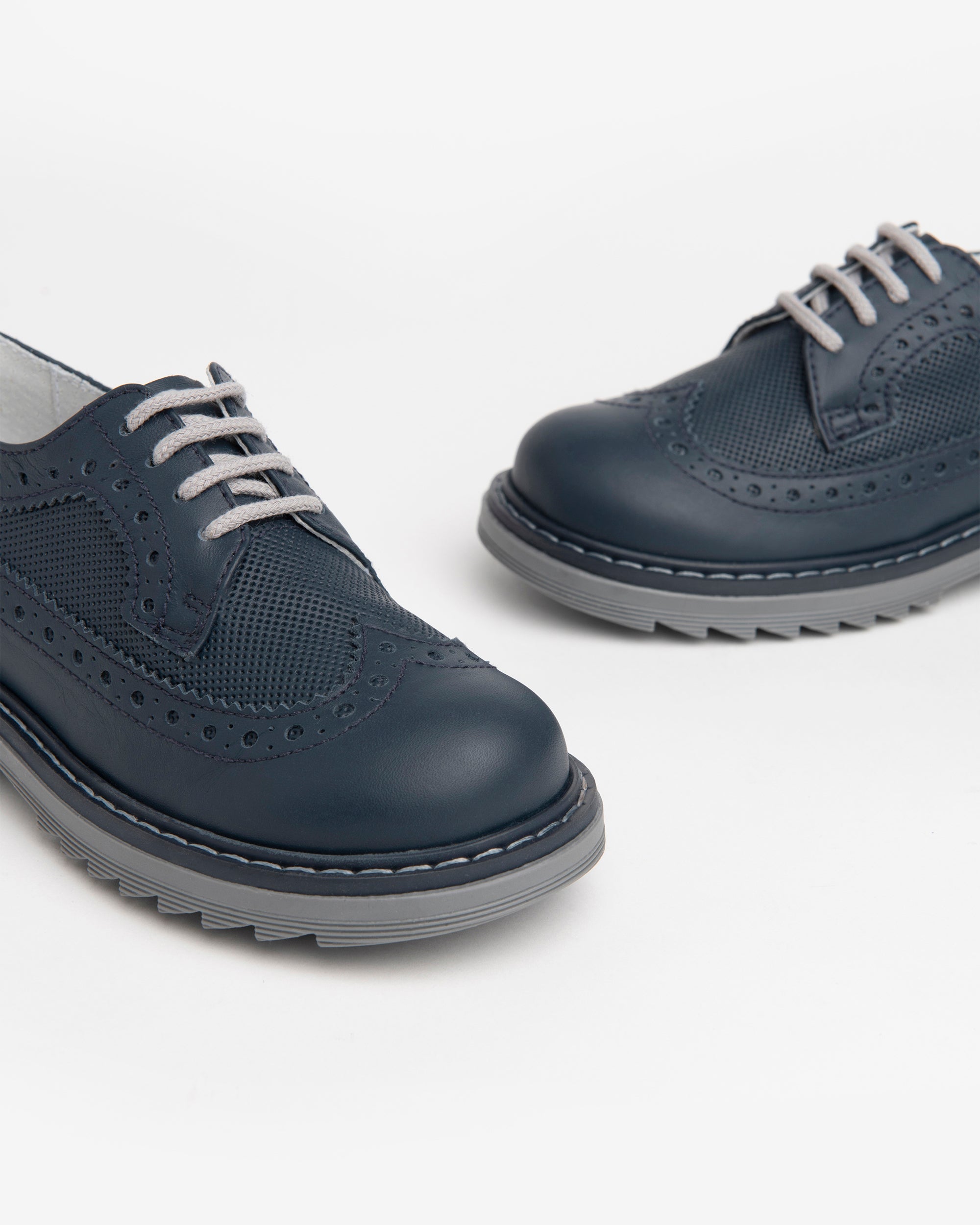  Junior-Lederschnürschuhe für Kinder