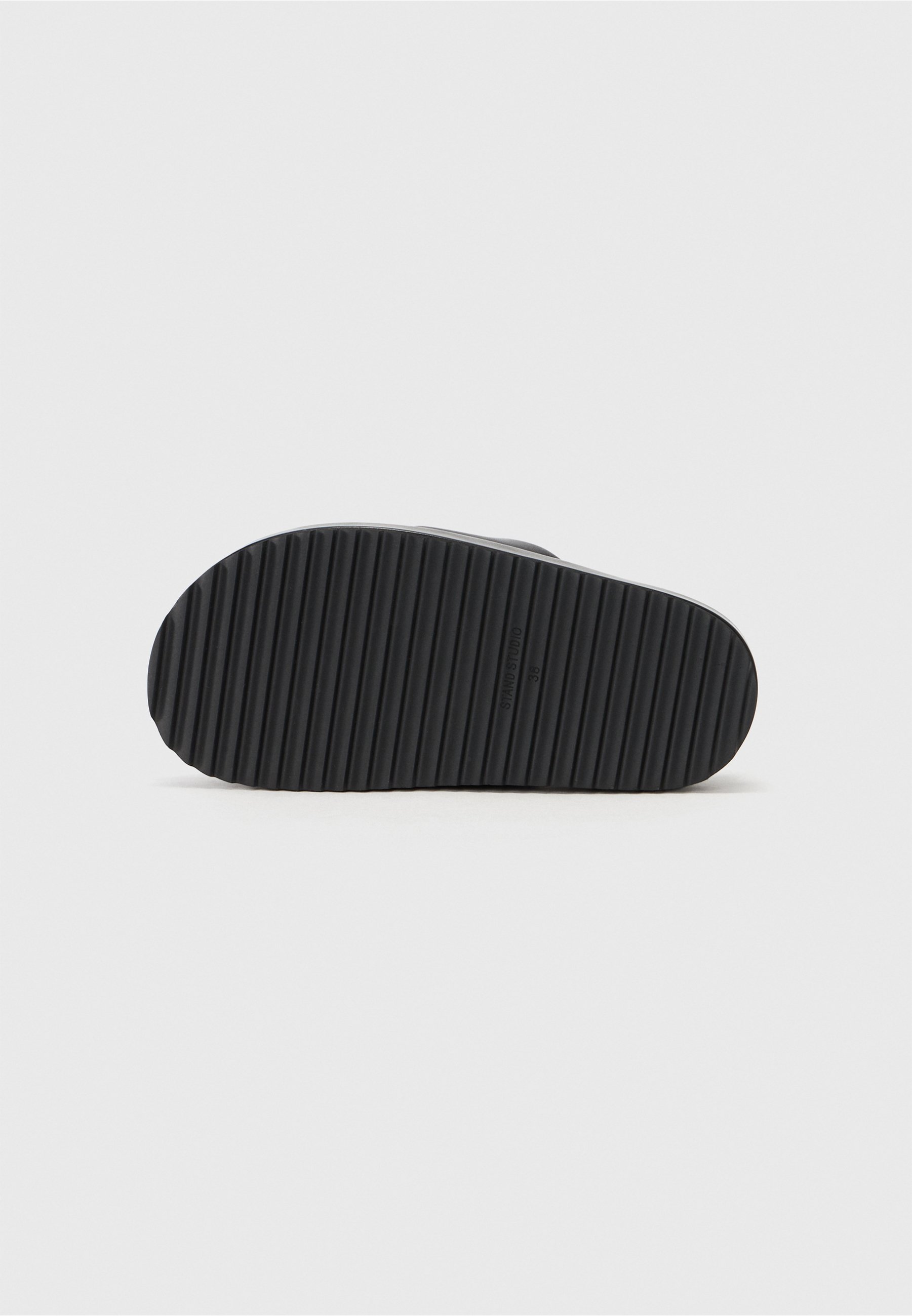 STAND STUDIO EDEN - Sandálias com tira em T - pretas
