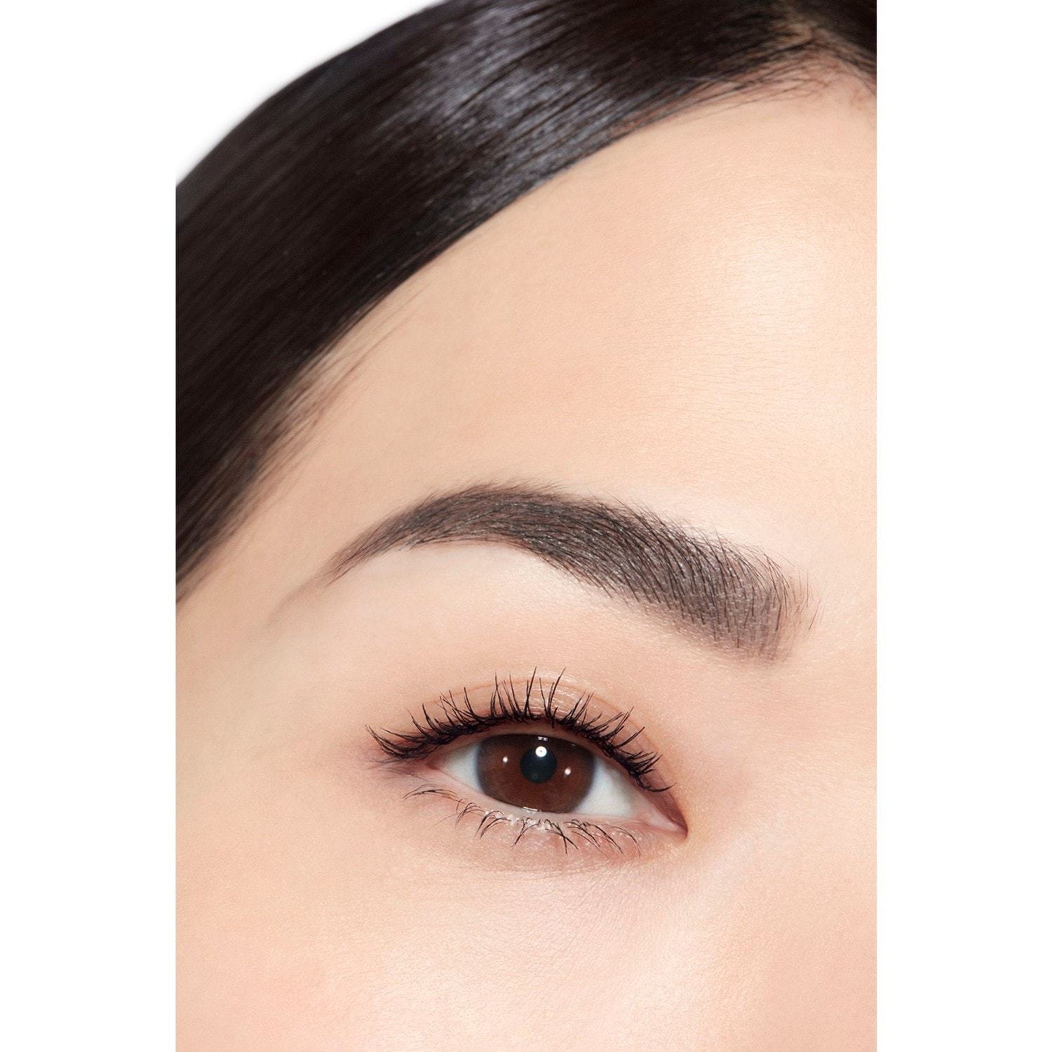 CHANEL skropstu tuša IMITABLE INTENSE - 6 g