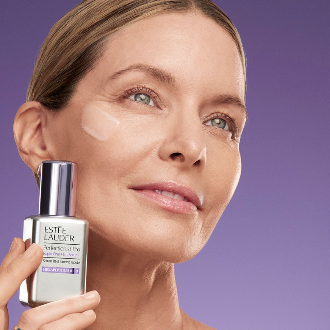 Perfectionist Pro Rapid Firm Lift Treatment pretnovecošanās serums Luksusa līdzeklis pret grumbām un novecošanos