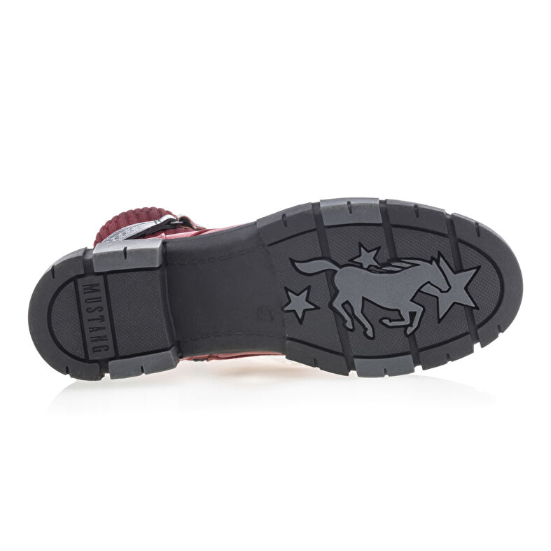 Rote Damenstiefel / Stiefeletten