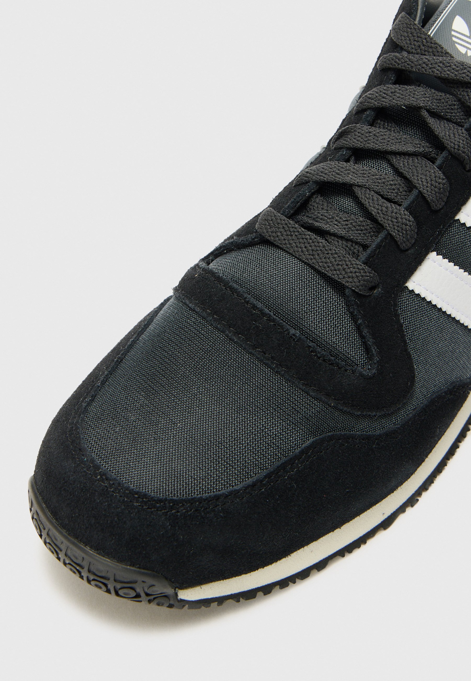 adidas Originals žemakulniai sportbačiai