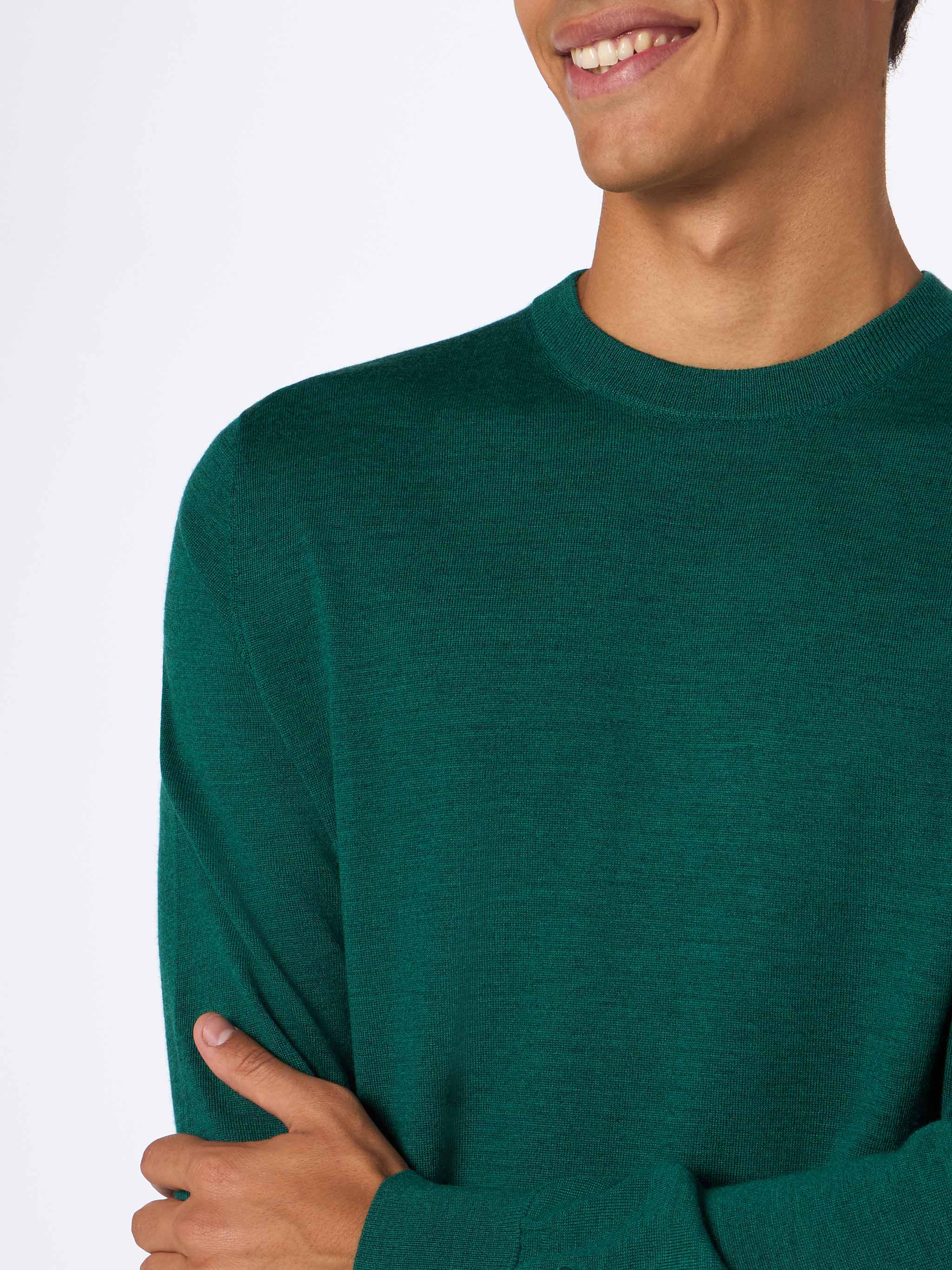 Pull en laine mérinos vert britannique pour homme de la marque Regent