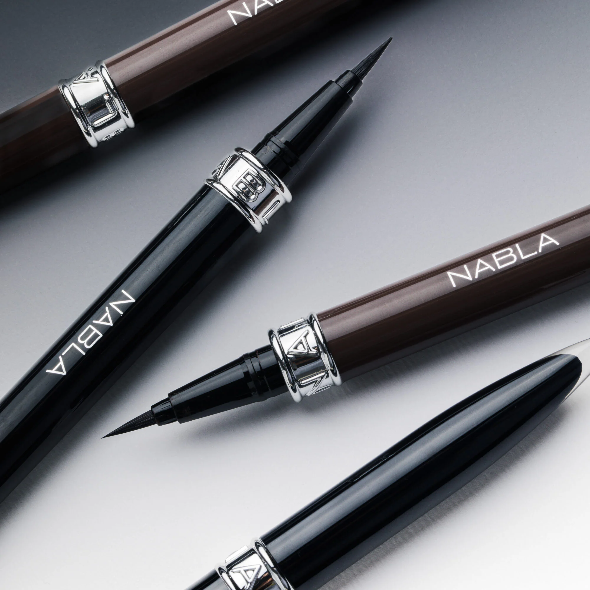 Occhi True Signature Eyeliner - Eyeliner