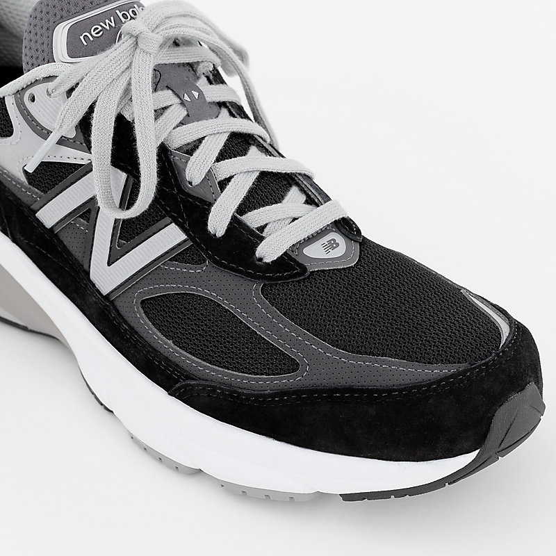 Damenschuhe 990v6, hergestellt in den USA – Schwarz mit Weiß