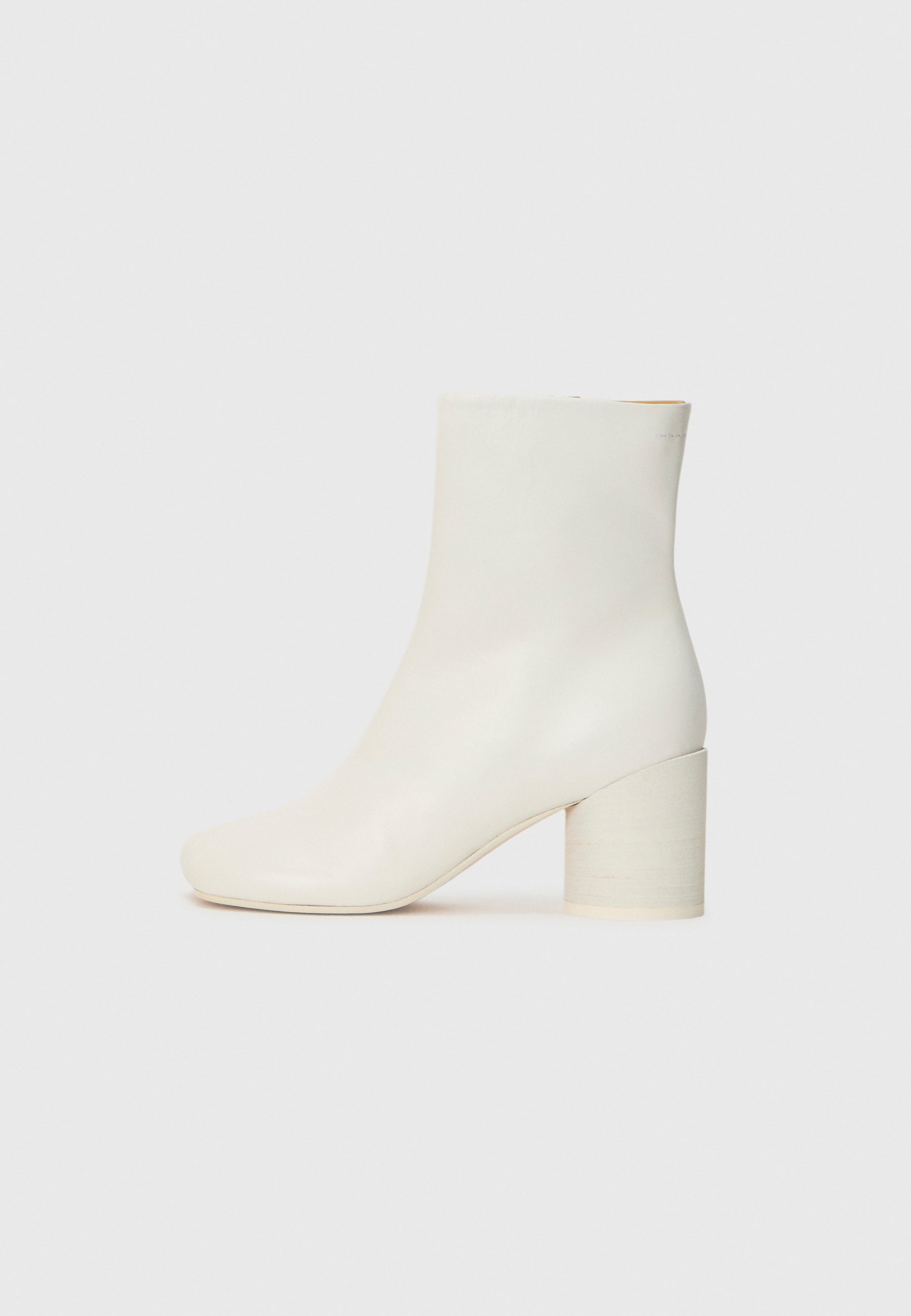 Stivaletti con tacco alto MM6 Maison Margiela - bianchi