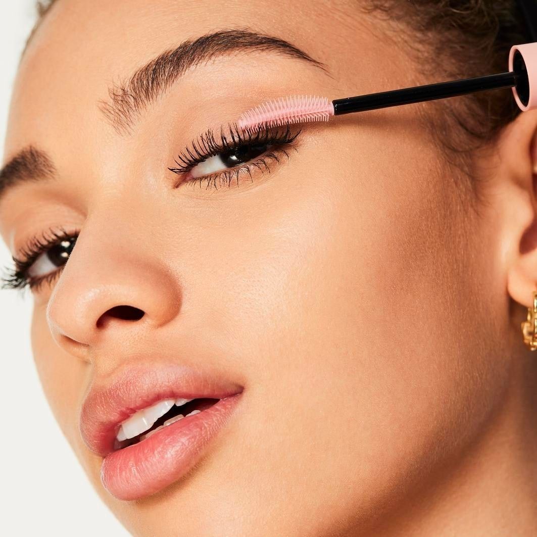 „elf Cosmetics“ blakstienų tušas „Lash 'N Roll“ – 9,2 g