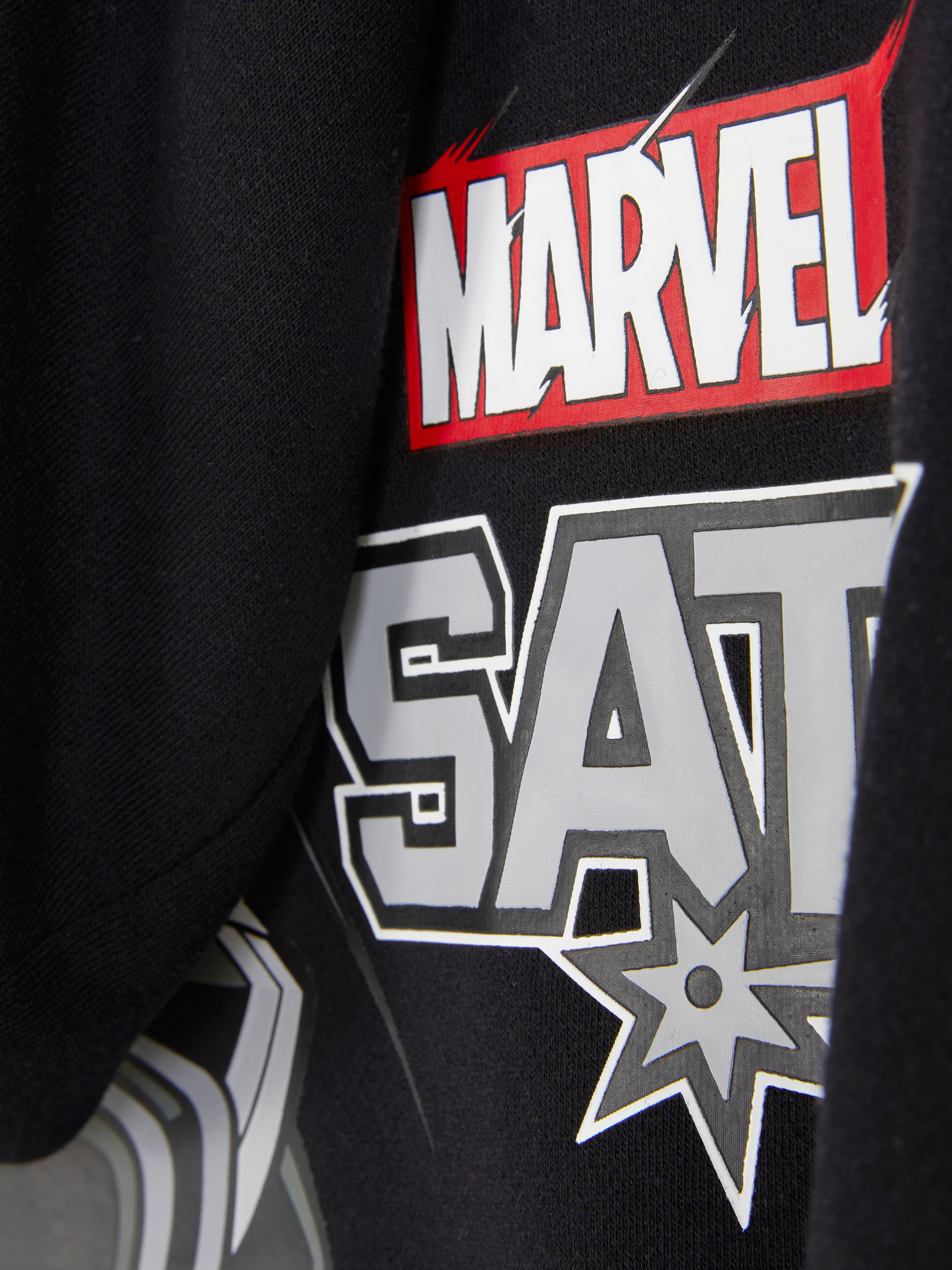 NBA San Antonio Spurs és Marvel Fekete Párduc kapucnis pulóver Klasszikus kapucnis pulóver a Spurs és a Fekete Párduc mintájával