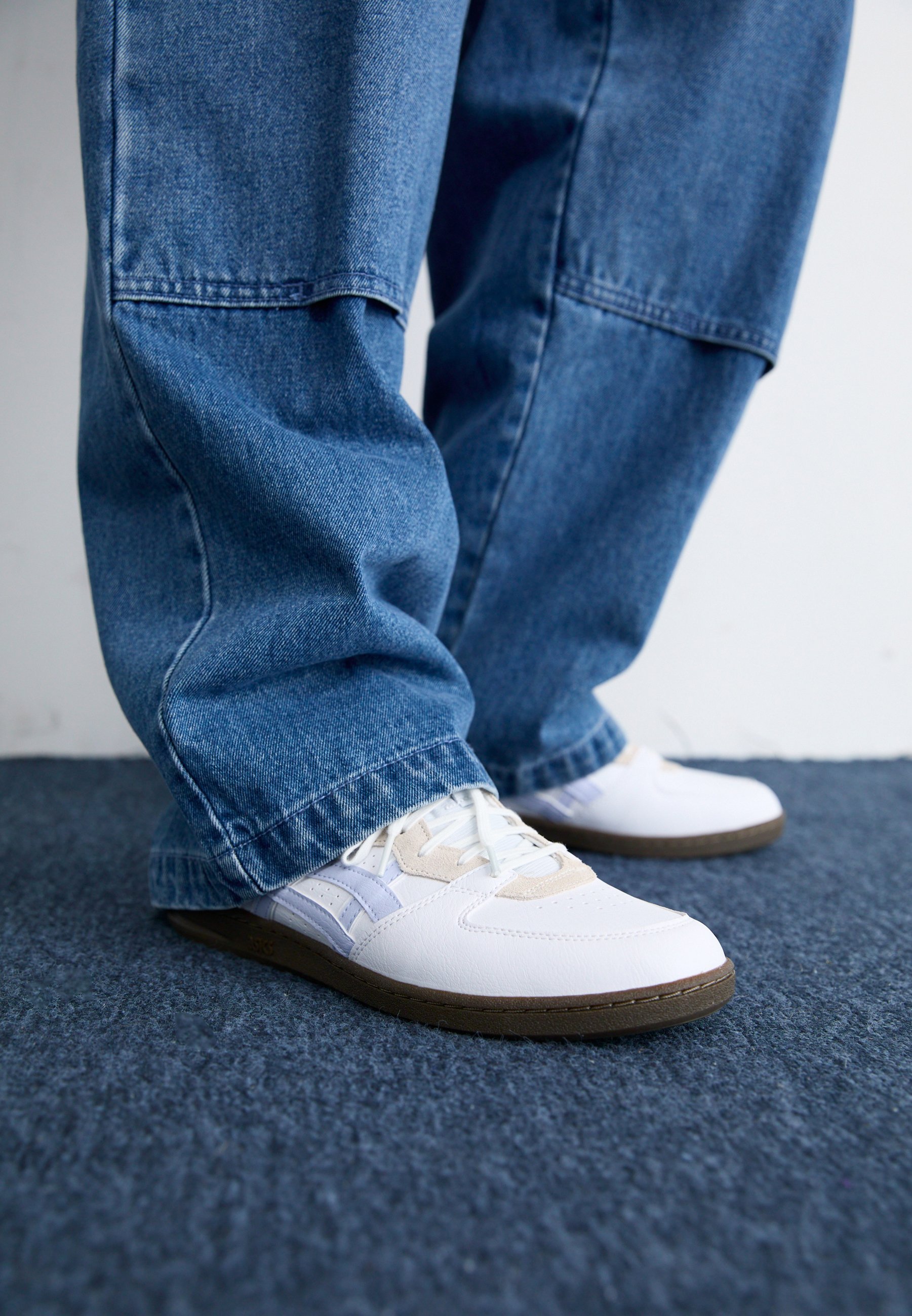 ASICS SportStyle SKYHAND OG UNISEXE - Baskets - Dégradé blanc/bleu