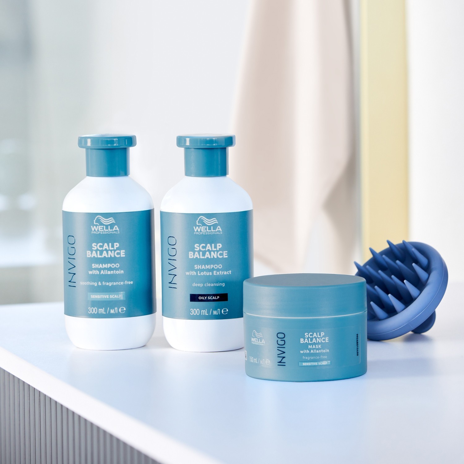 Wella Professionals INVIGO Scalp Balance Hĺbkovo čistiaci šampón pre mastnú pokožku hlavy - 300 ml