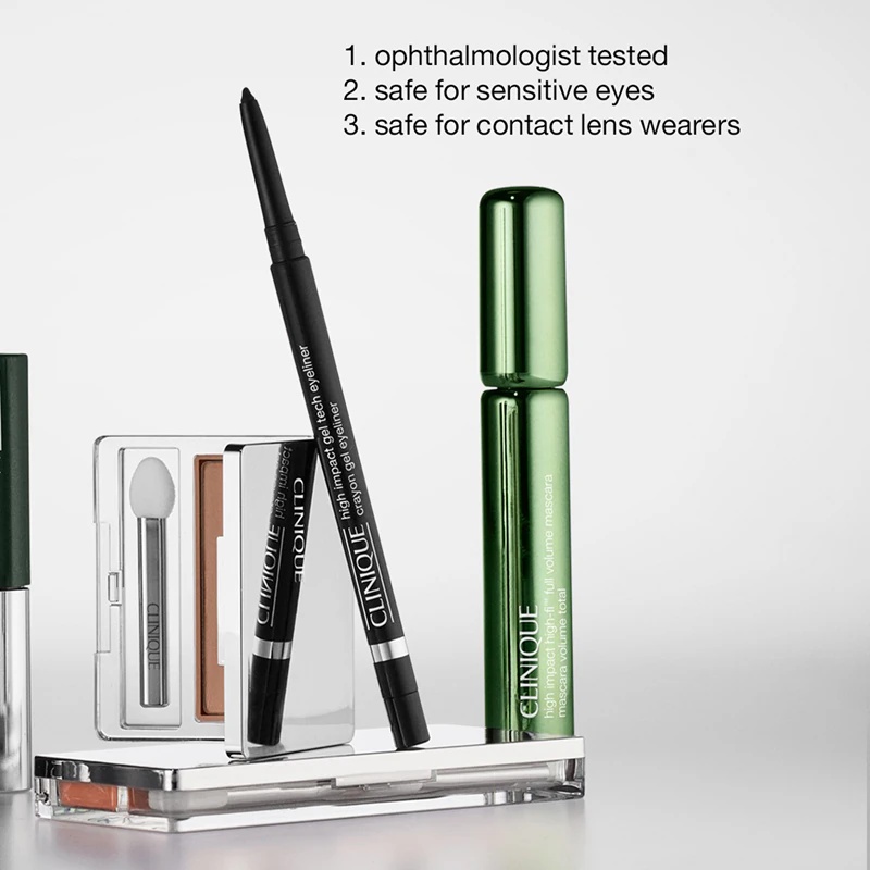 Clinique High Impact™ High-Fi skropstu tuša nodrošina maksimālu skropstu apjomu.