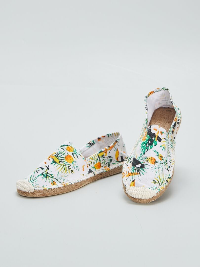 Alpargatas Tropicais - Brancas