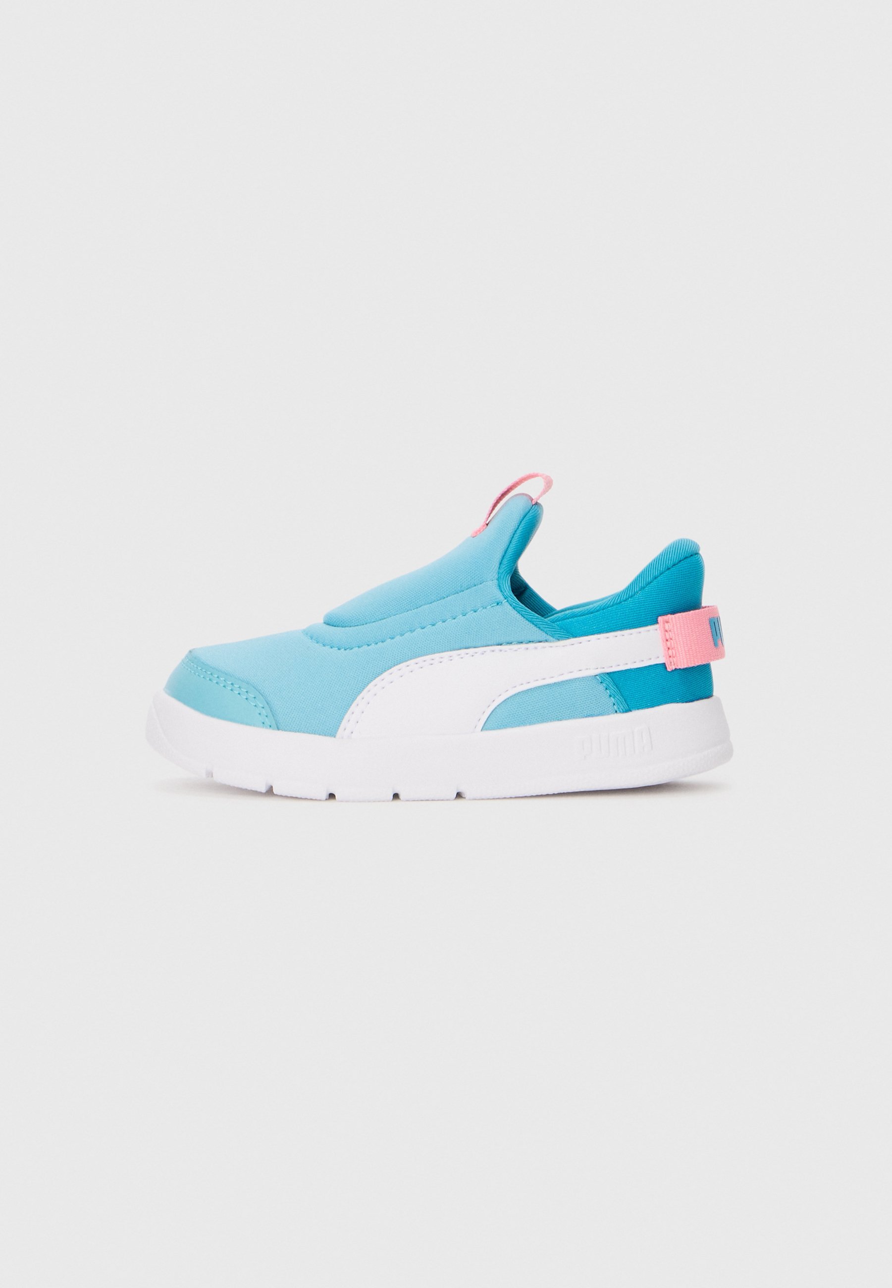 Chaussures de running sur route Puma COURTFLEX V3 SLIPTECH UNISEXE - coloris aqua/blanc/rose