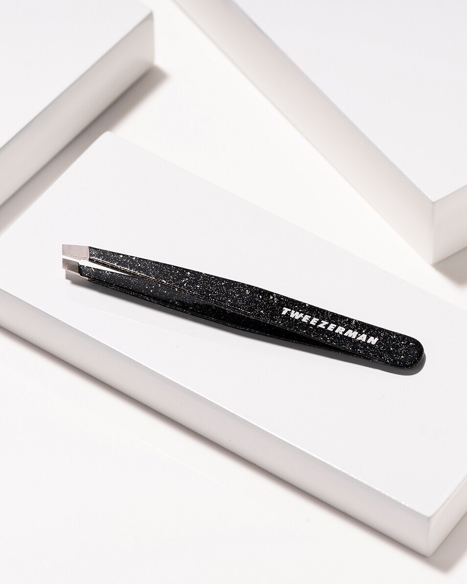 TWEEZERMAN SLANT TWEEZER ANNIVERSARY SLANT TWEEZER