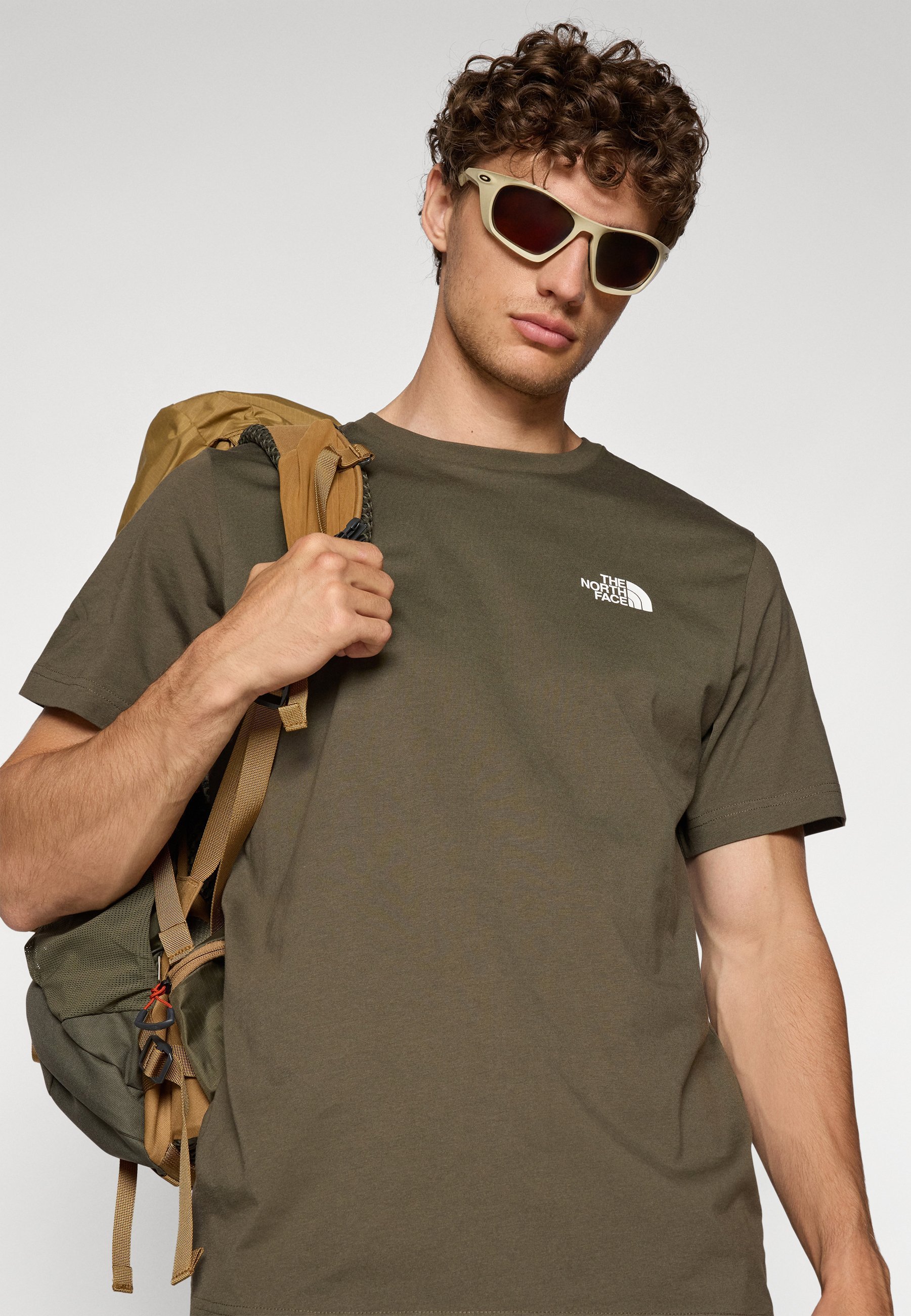 CLASSIC SLIM TEE - Sport-T-skjorte - blackThe North Face