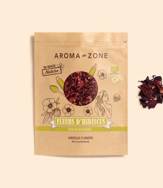 Organiczne kwiaty hibiskusa
