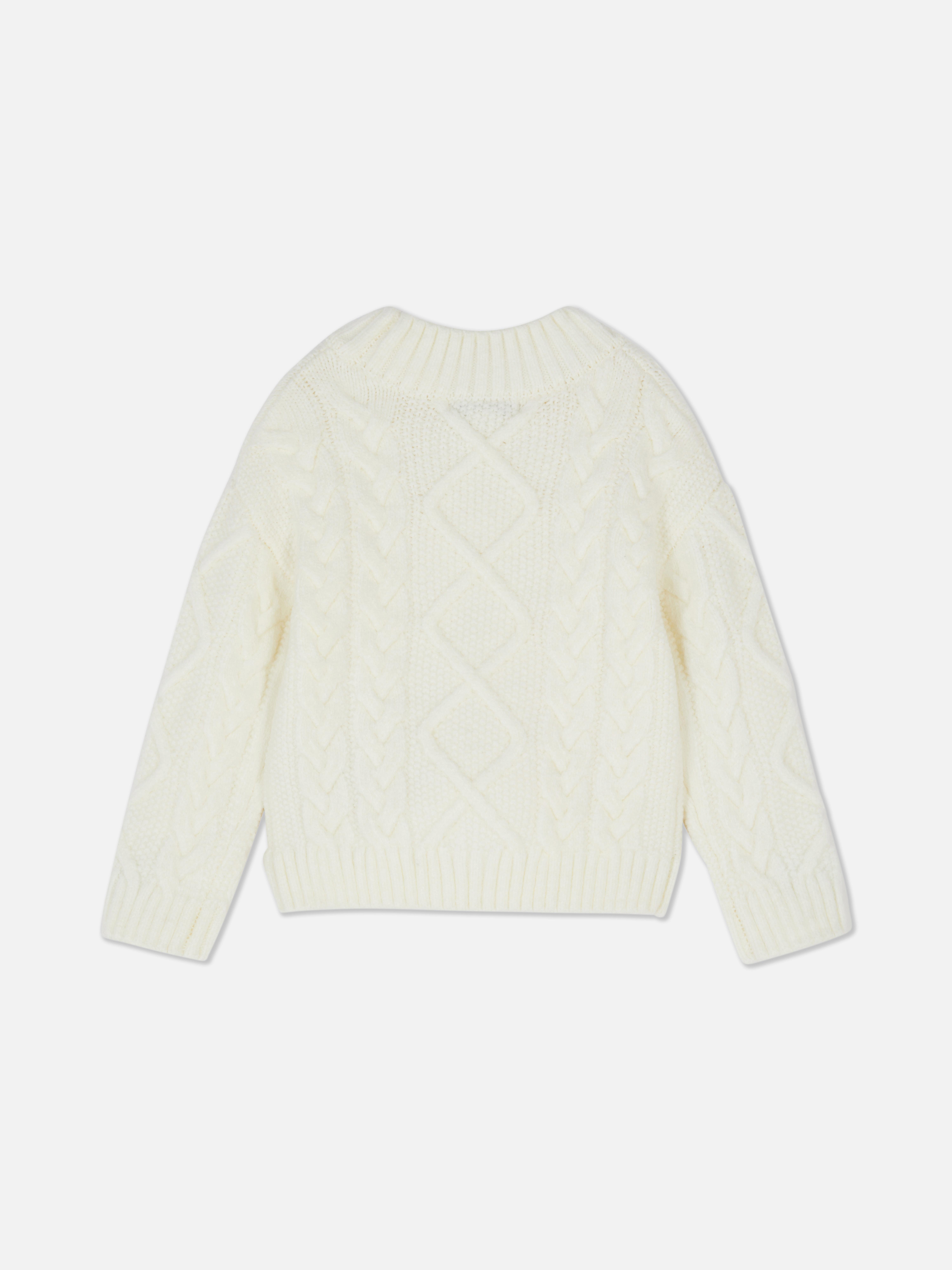 Cable knit sweater Go for a cozy look in this crew neck cable knit sweater