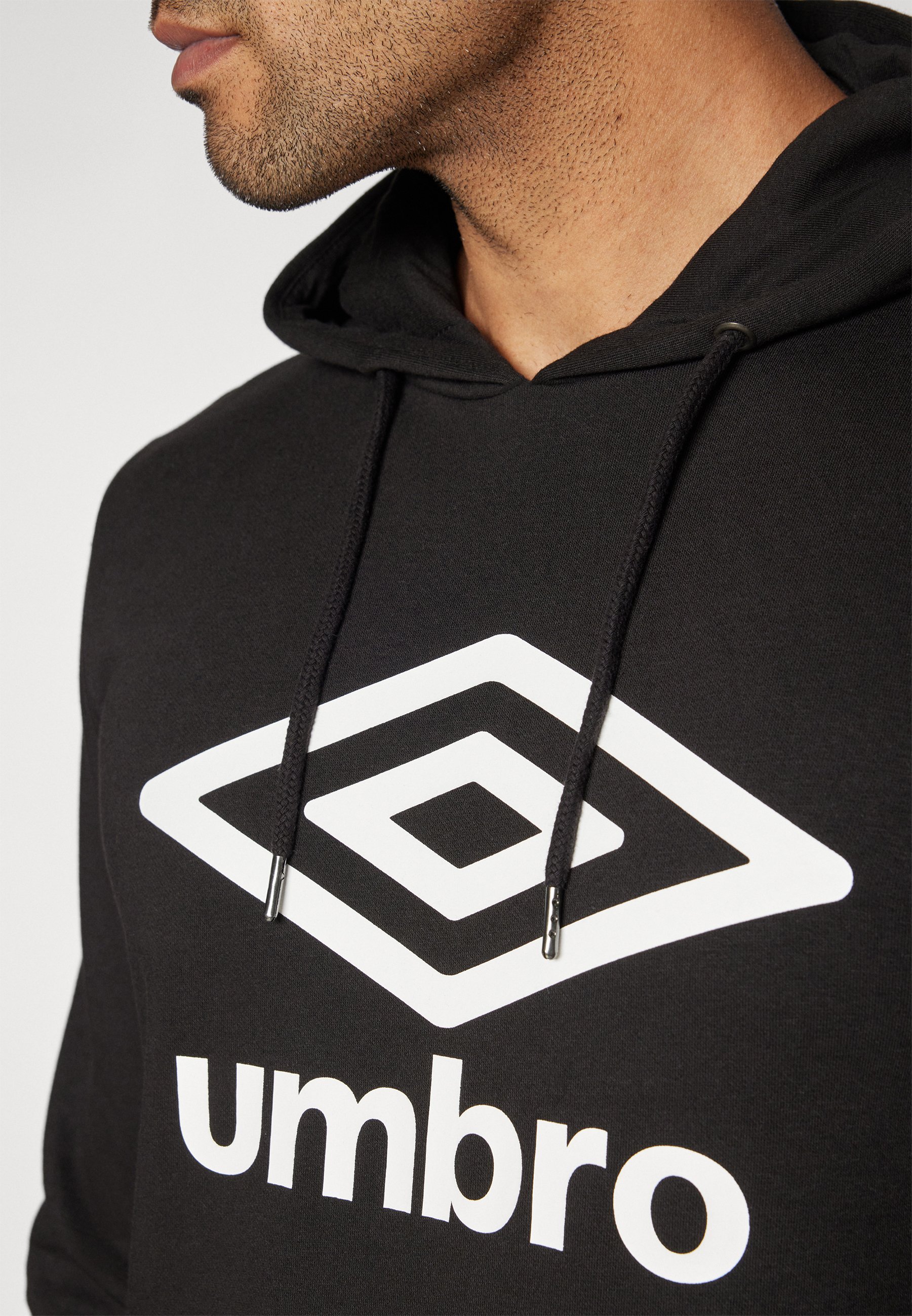 Sweat à capuche Umbro TEAM - Noir et blanc