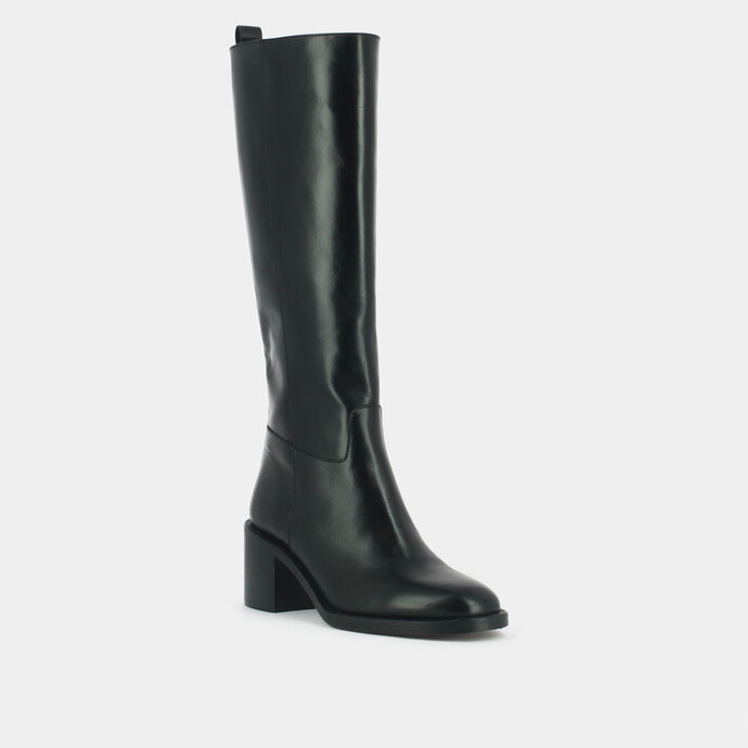 Bottes hautes à talons  en cuir noir
