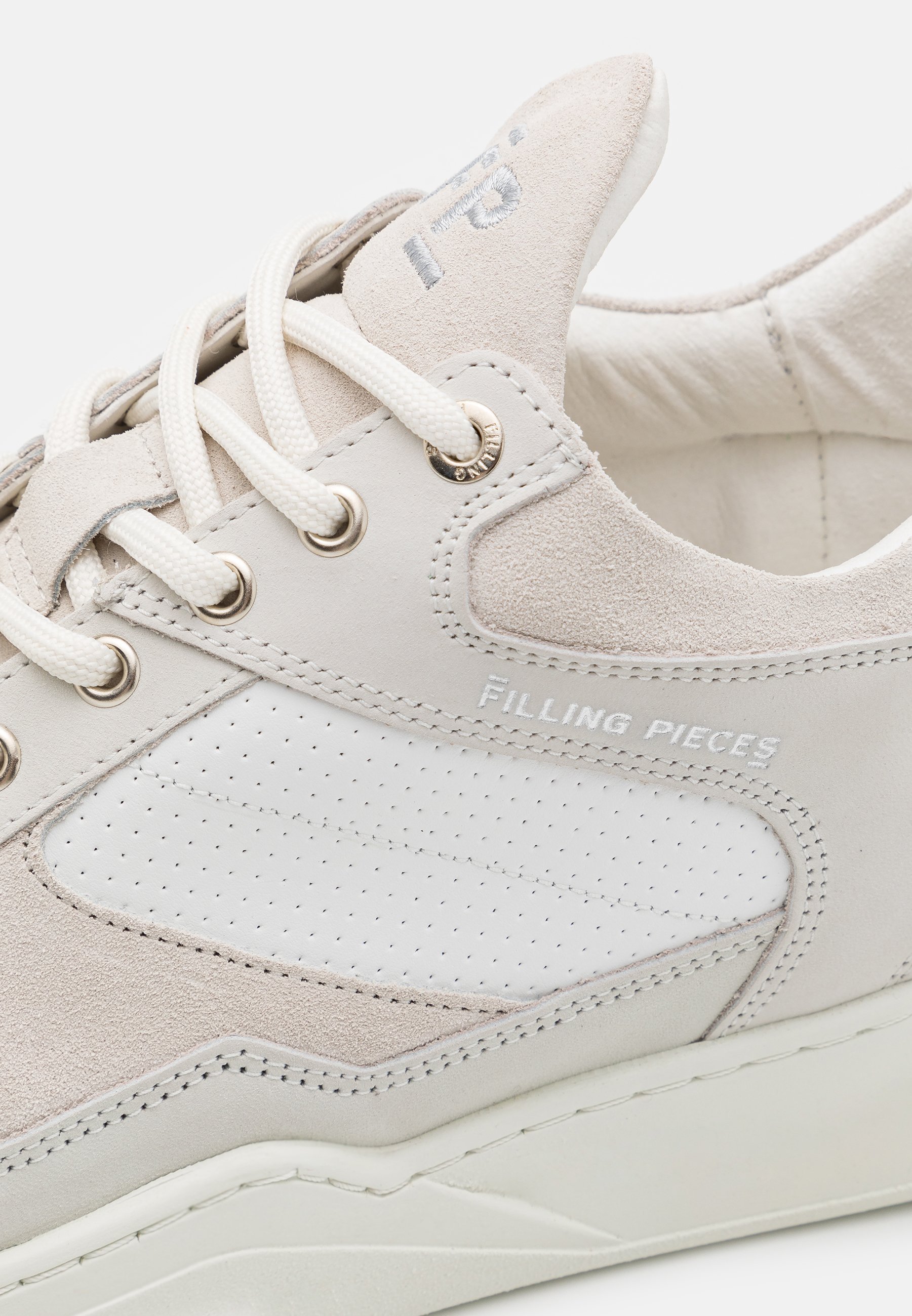 Filling Pieces GHOST PANALED UNISEX - Baskets - entièrement blanches