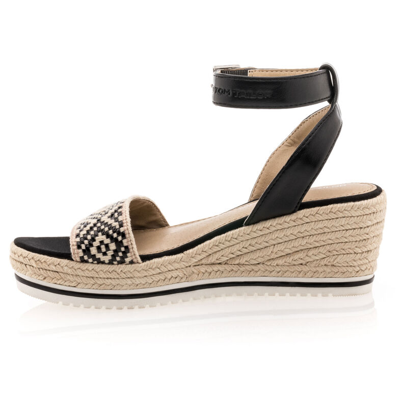 Dámske čierne espadrilky s lanovou podrážkou