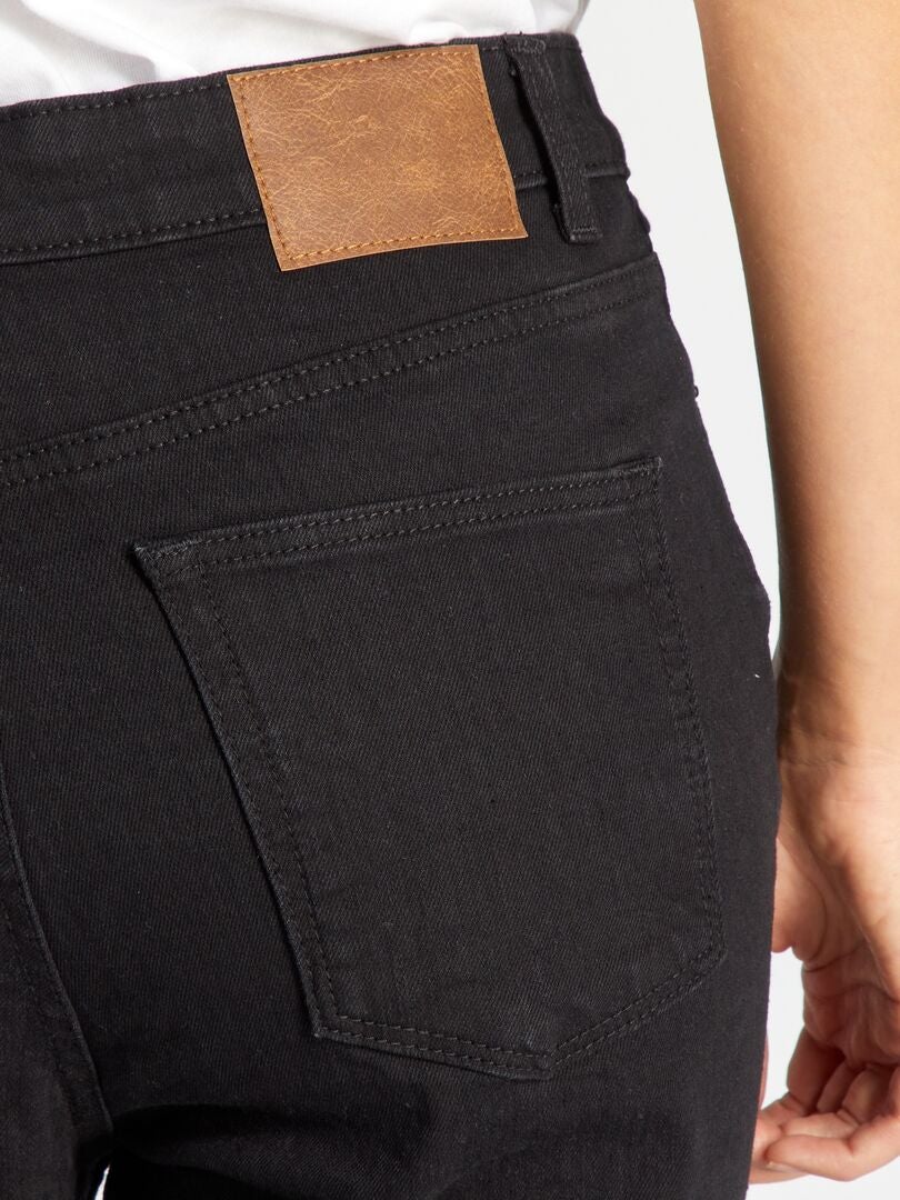 Calça jeans slim tamanho 32L - PRETA