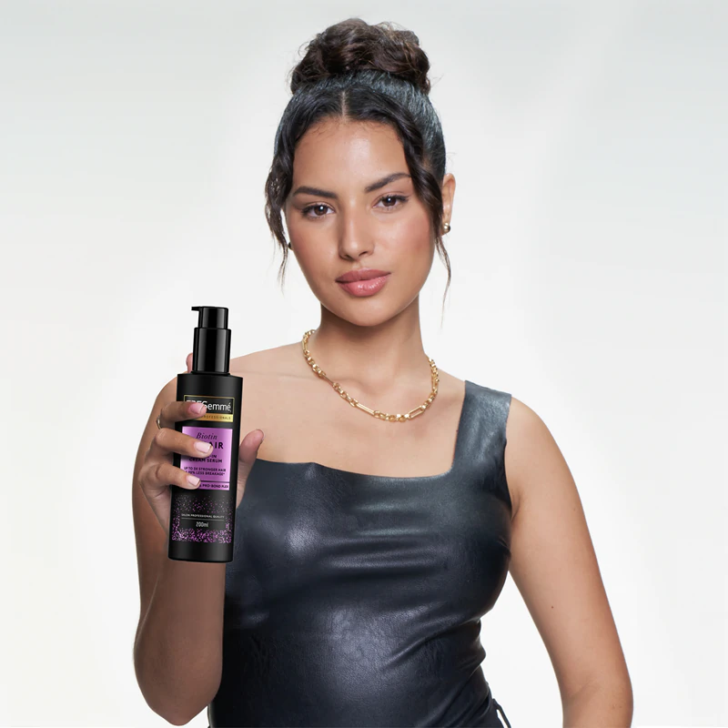 TRESemmé Biotin Repair Leave-In Cream Serum für makellos aussehendes Haar