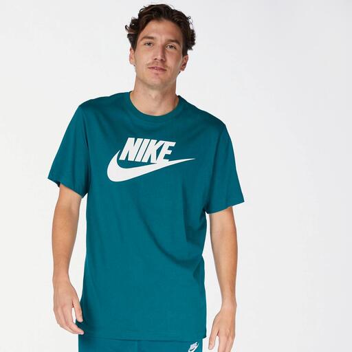  Nike Swoosh