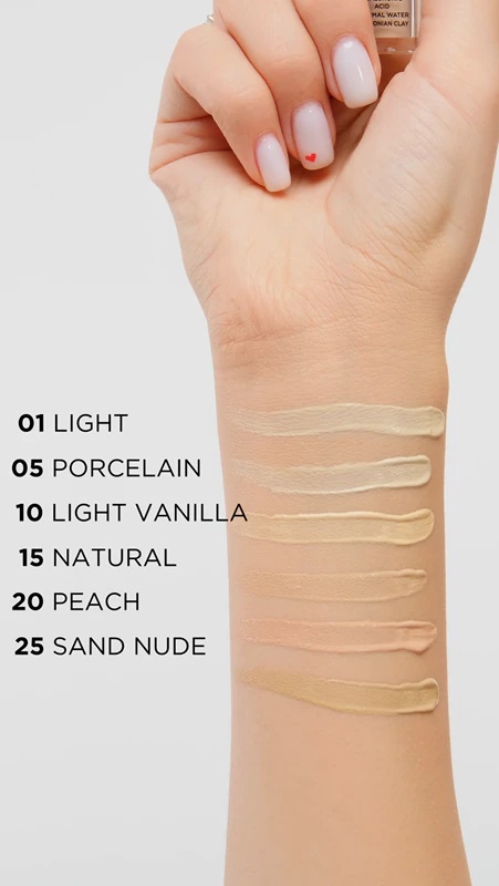 Eveline Cosmetics Wonder Match krēmveida korektors ar 24 stundu pārklājumu.