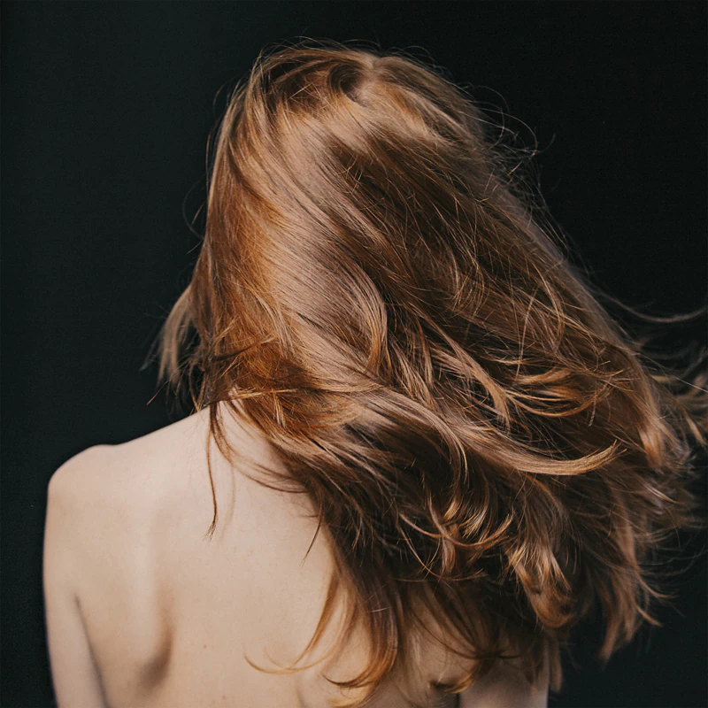 Revitalizačný uhladzujúci šampón Hair Rituel od Sisley s makadamiovým olejom pre všetky typy vlasov