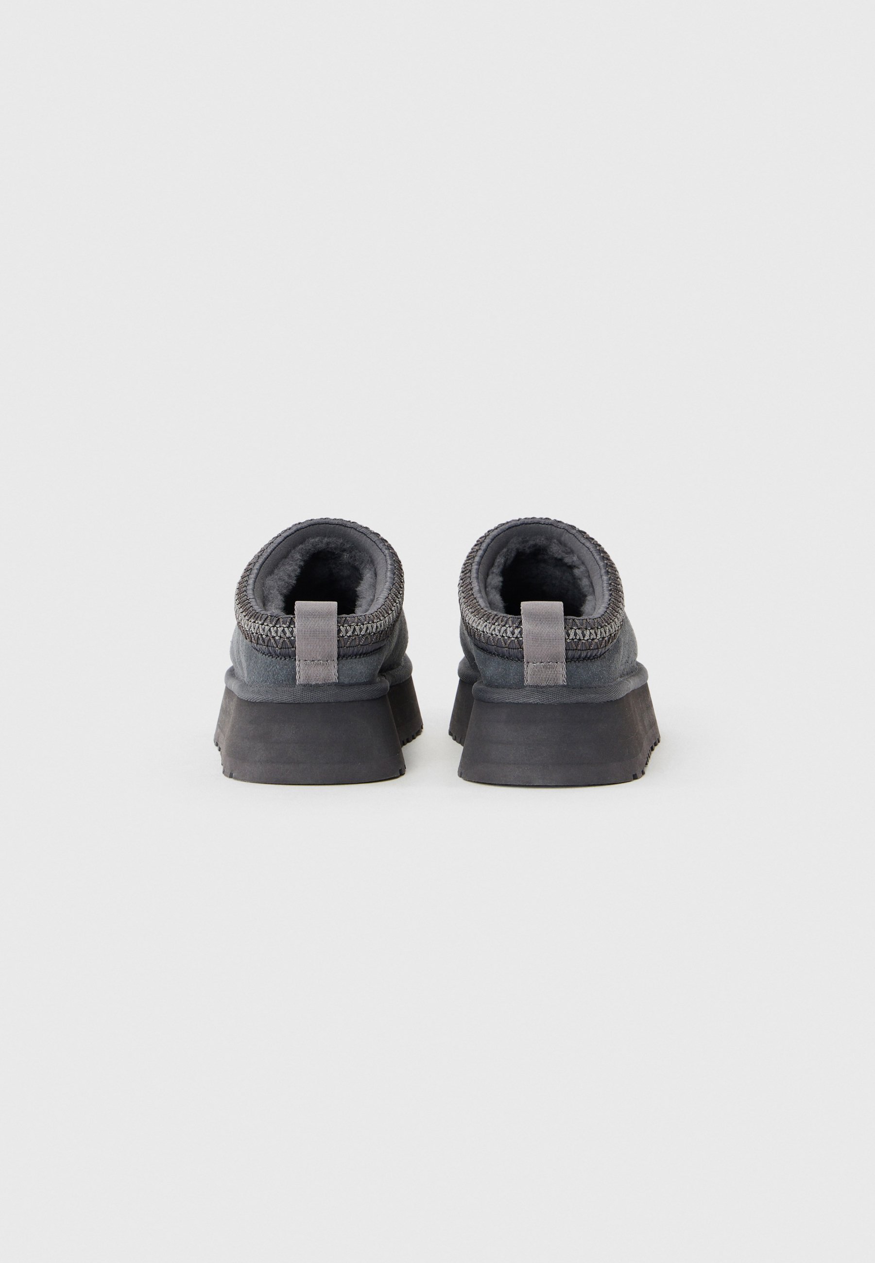 UGG TAZZ II - Klumpa - obszidián