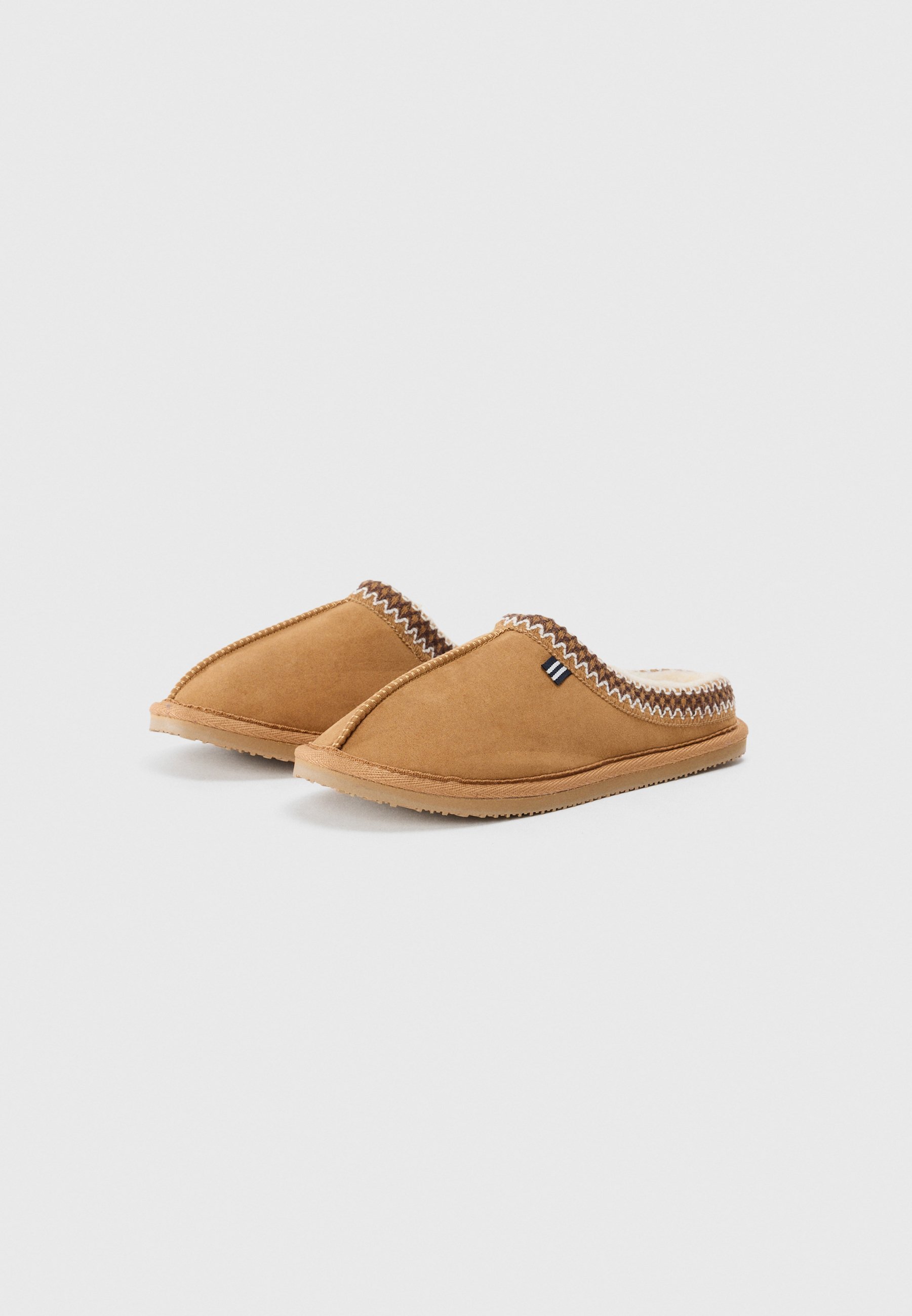Pier One UNISEX - Pantofole - marrone chiaro