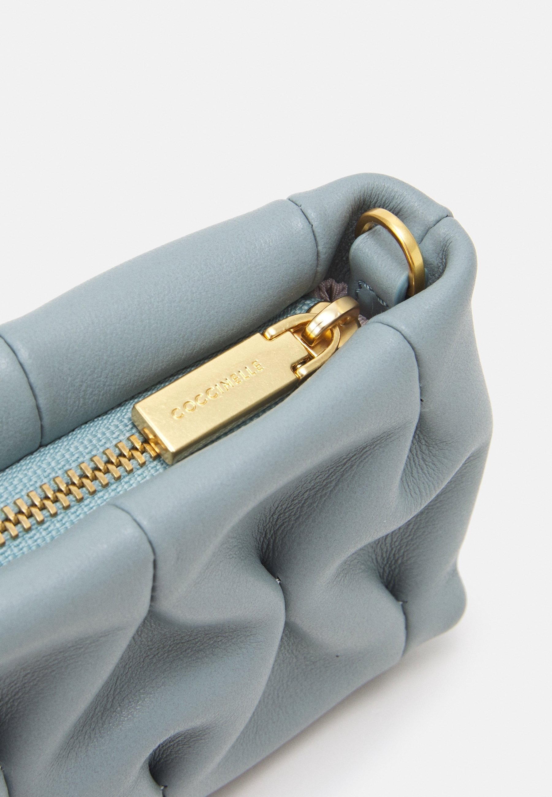 Borsa a tracolla Coccinelle - azzurra