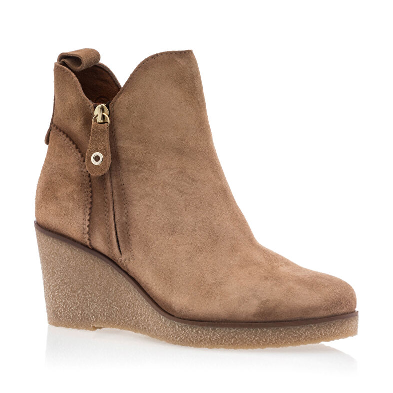 Beige Damenstiefel / Stiefeletten