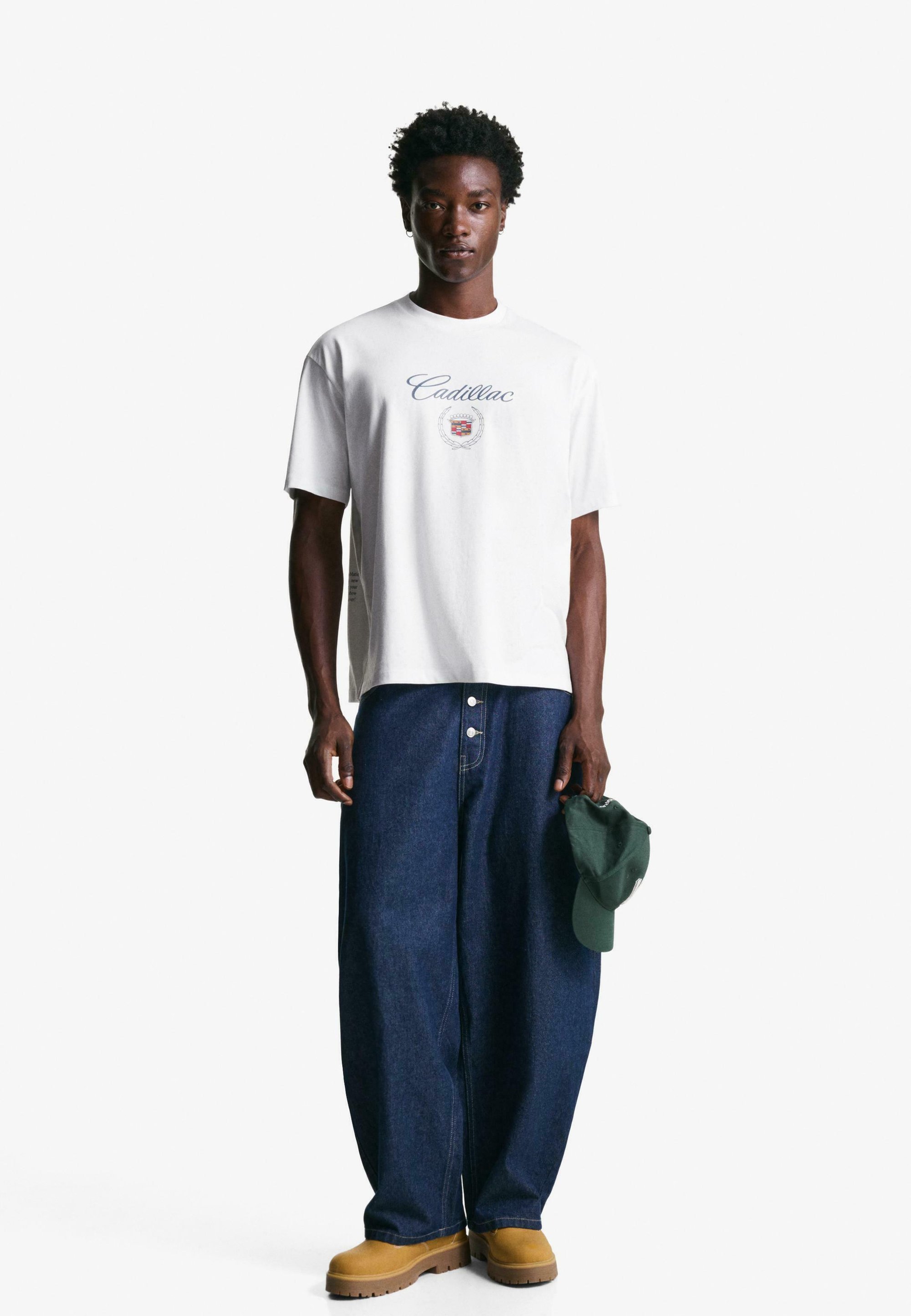Bershka T-shirt met korte mouwen en Cadillac-print - wit