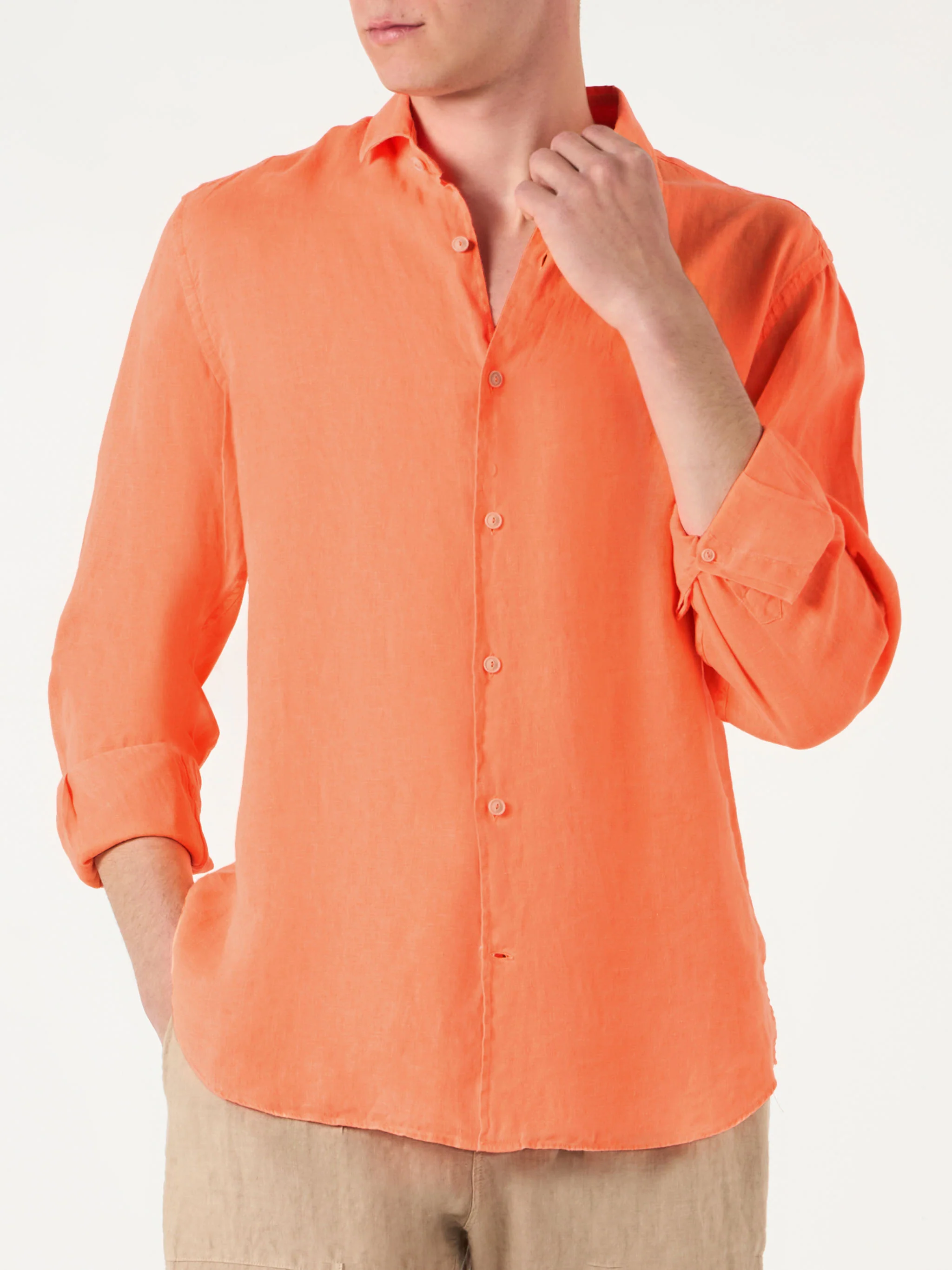 Herenoverhemd van Pamplona in fluorescerend oranje linnen.