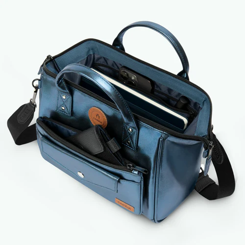 Cabaia Crossbody Adventurer Larissa bleu marine
