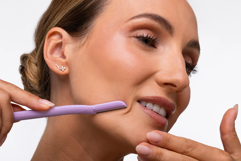 Aparelho de barbear para sobrancelhas Notino Spa Collection