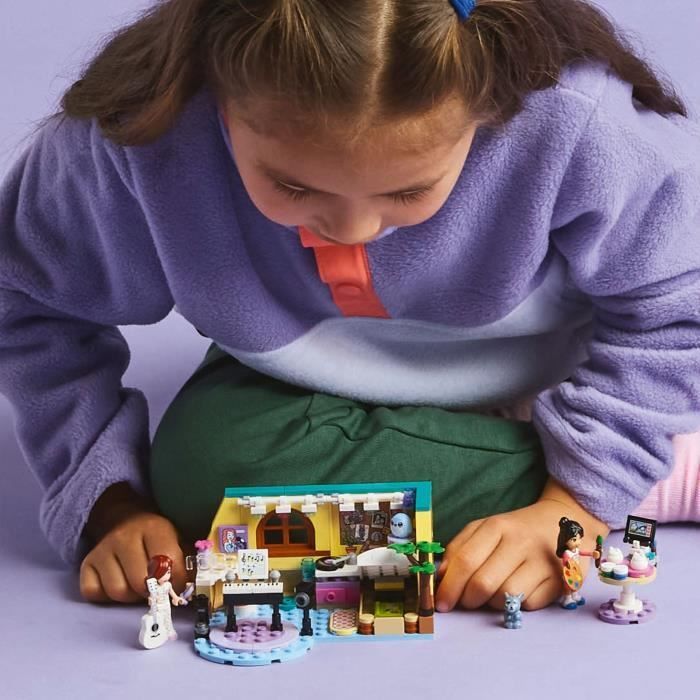 LEGO Friends 42647 Paisley's Bedroom - Interactive toy for children aged 6 and up