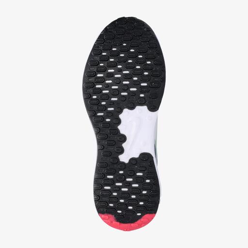  Nike Revolution 7