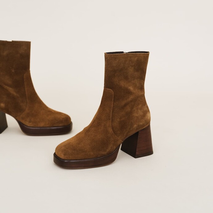 Bottines à plateformes  en croute cognac