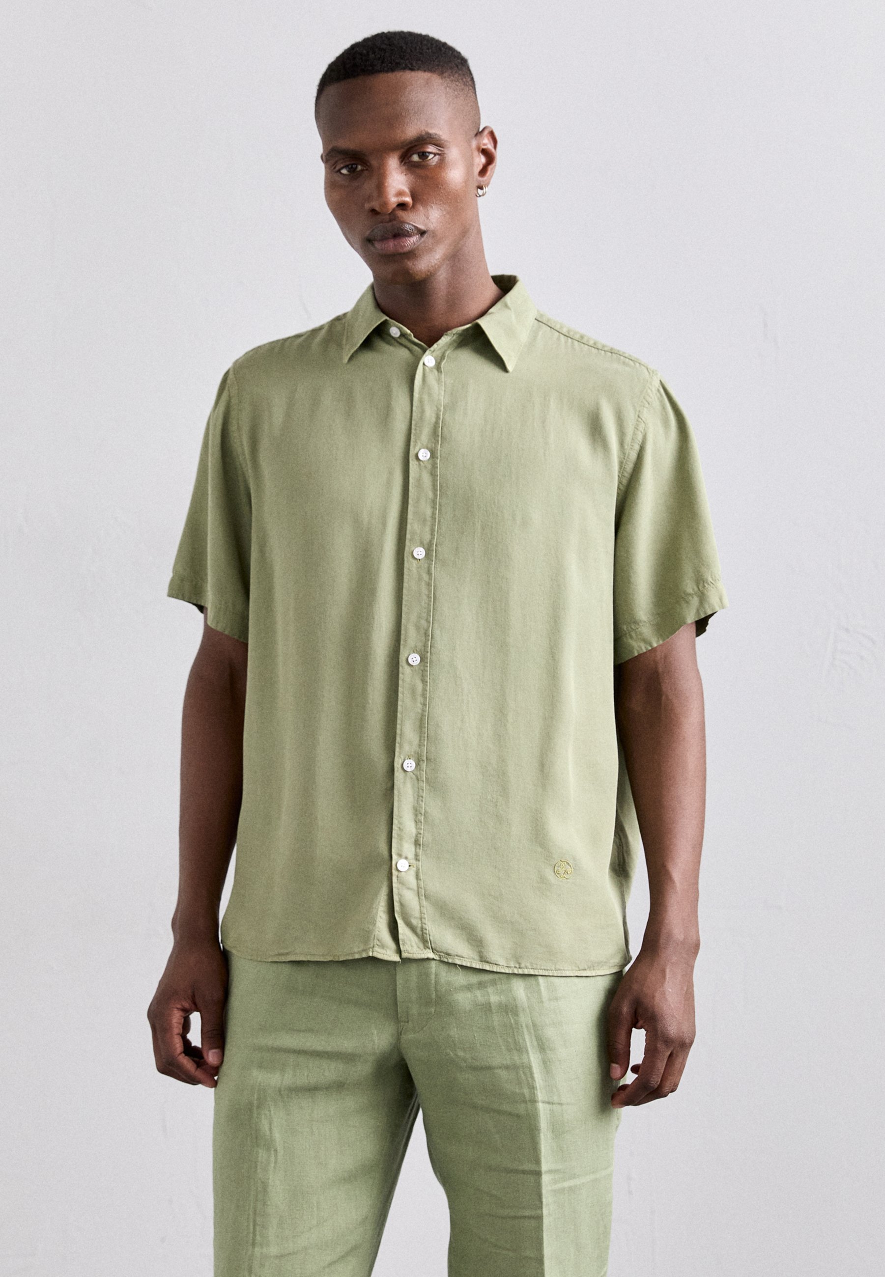 Srajca J.LINDEBERG - oljno zelena