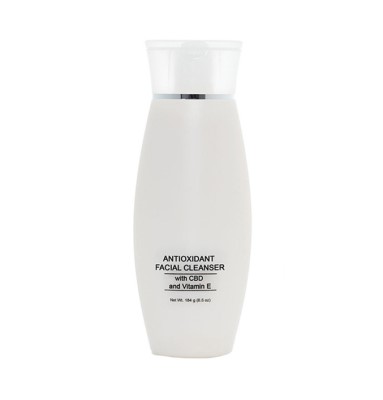 Nettoyant visage antioxydant au CBD et à la vitamine E