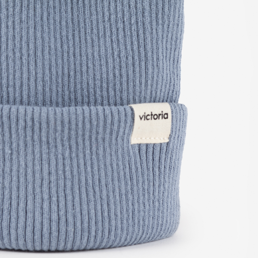 V. Things Gorro de Tricô com Dobra Dupla e Apliques de Orelha
