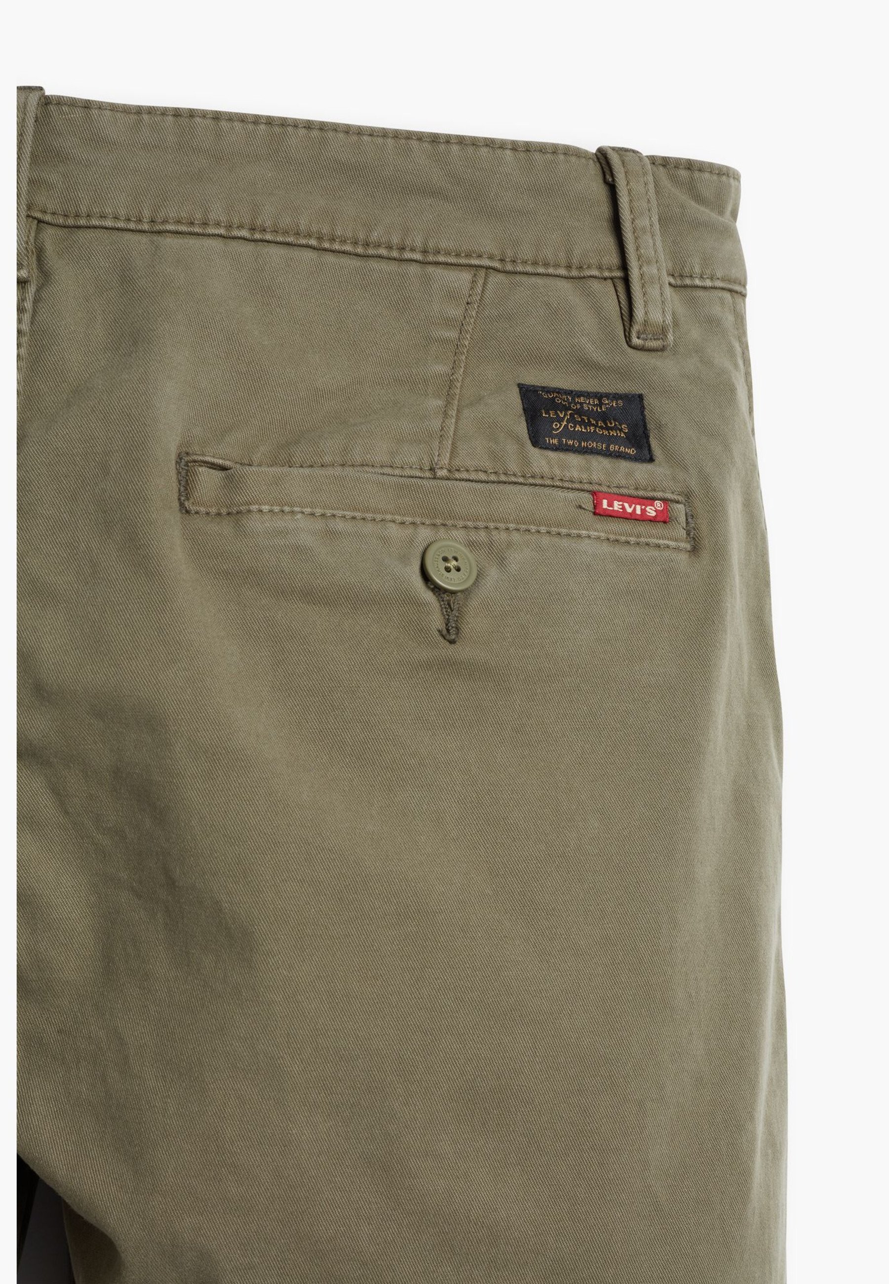 Levi's® Chino's - bunker olive shady