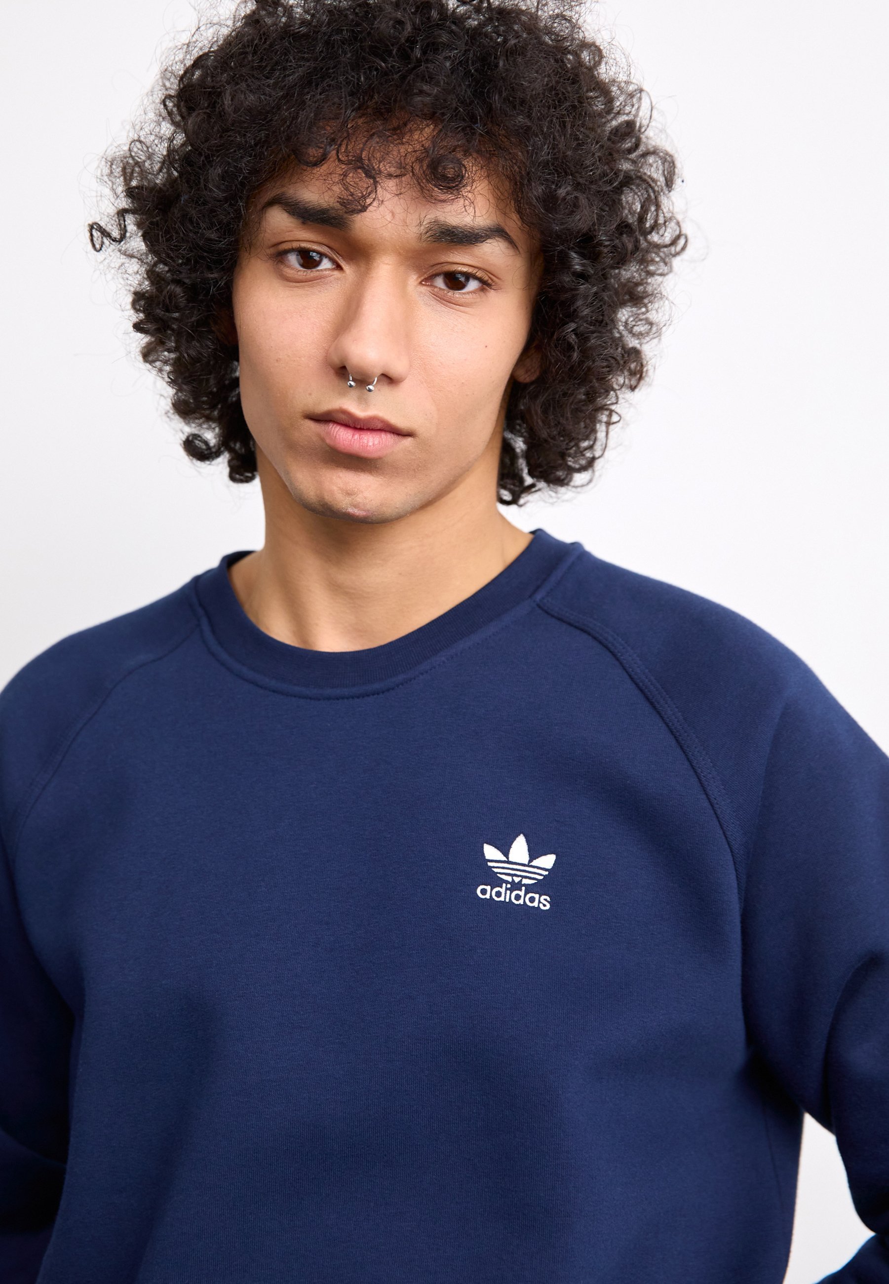 adidas Originals ESS CREW - Sweat-shirt - indigo nuit