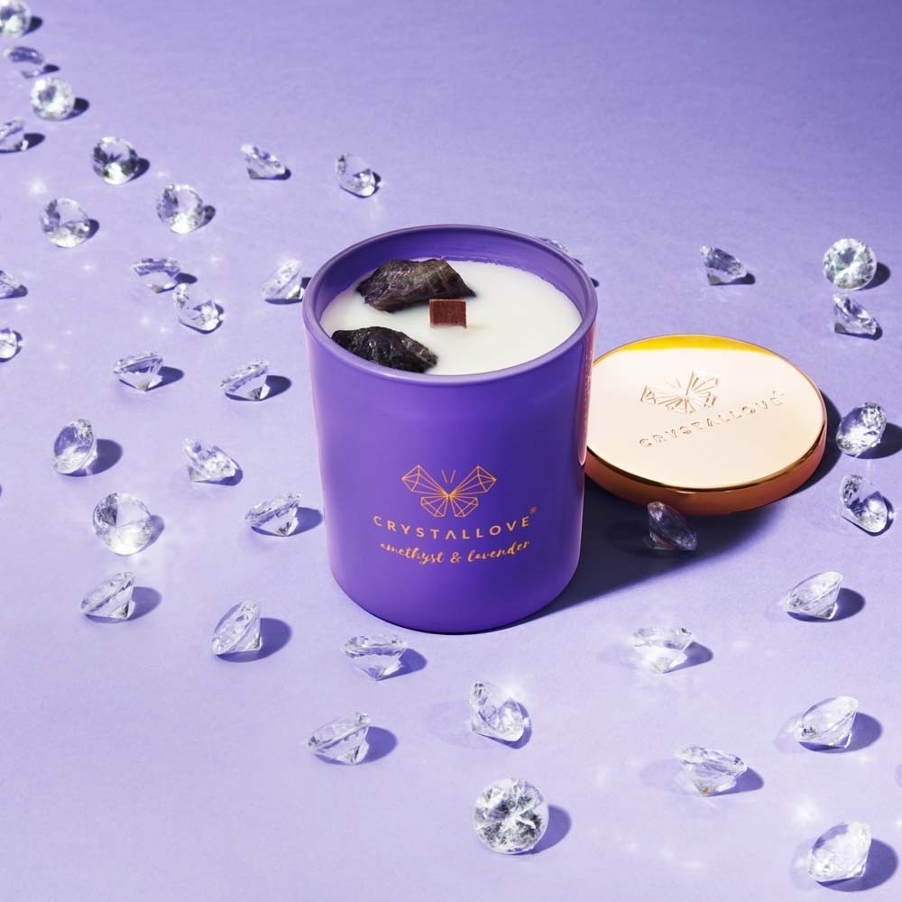 Crystallove Candle, ametystovo-sójová sviečka a levanduľa - 1 kus