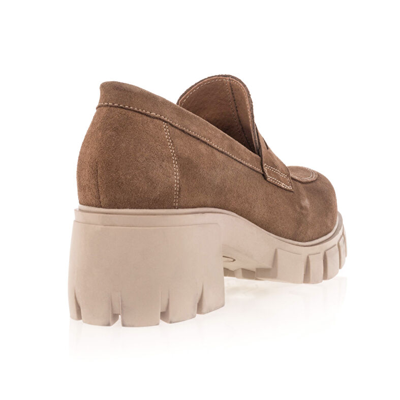 Naisten ruskeat loaferit/veneilykengät