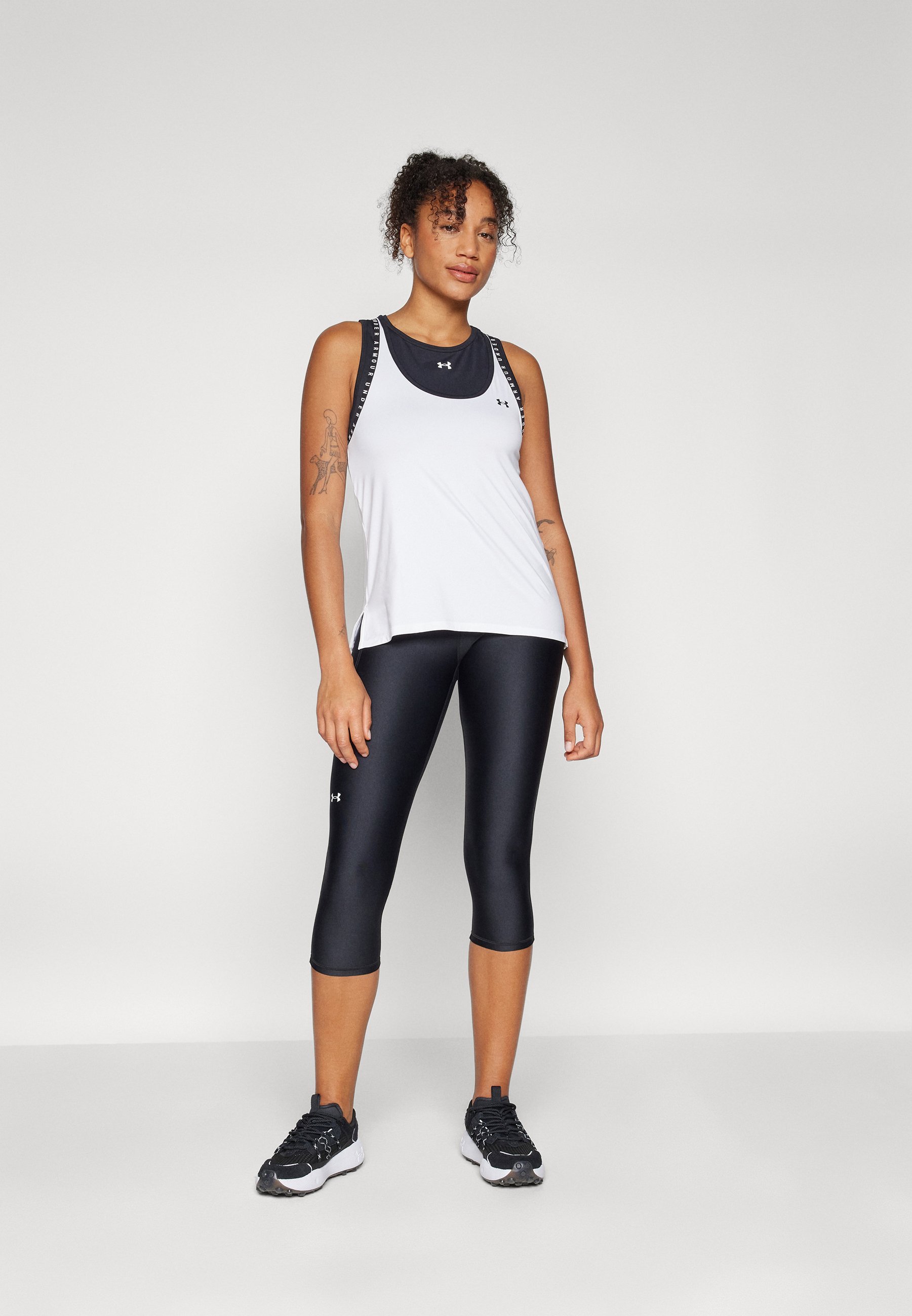 Under Armour HI CAPRI - 3/4 sportbroek - zwart